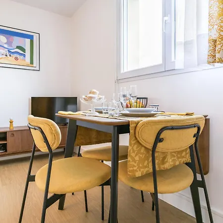 Apartment Renove, Lumineux Proche Avec Parking *